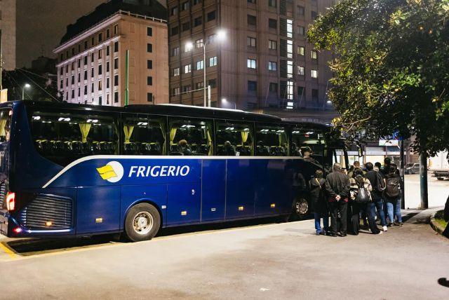 סיור אקספרס ממילאנו לסנט מוריץ ברכבת ברנינה הפנורמית credit to getyourguide.com