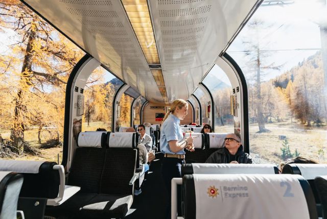 יום טיול ממילאנו לסנט מוריץ ברכבת ברנינה האדומה (Bernina Express Day Trip) credit to getyourguide.com