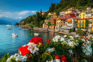 מאגם קומו להרי האלפים - ארוחת צהריים בדיוולצה ונסיעה ברכבת ברנינה האדומה credit to getyourguide.com