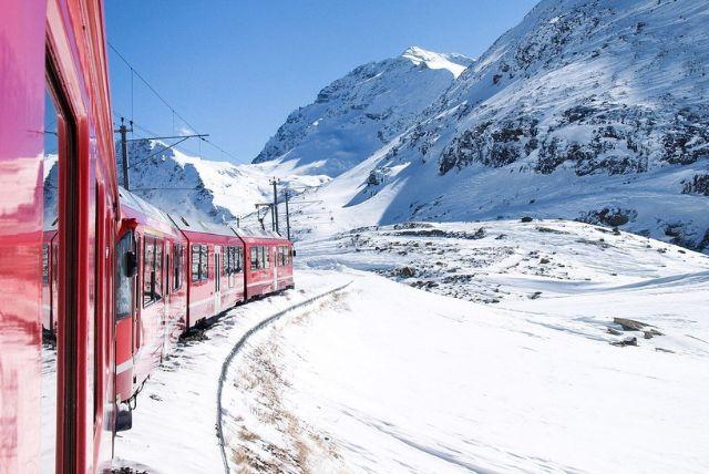 זמני נסיעה ממוצעים בין תחנה לתחנה credit to viator.com