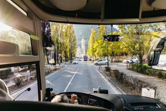 איך לבחור את המחלקה הנכונה credit to getyourguide.com ברכבת ברנינה - למשפחות, זוגות או חובבי צילום