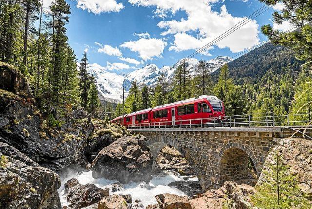 חוויית הנסיעה – מה מצפה לכם בקרונות עצמם credit to viator.com