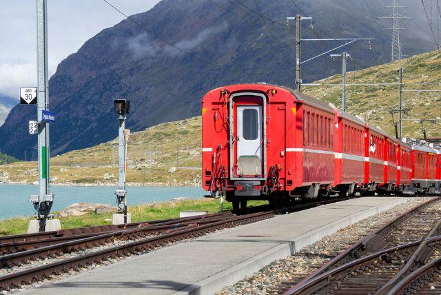 איך להגיע לסנט מוריץ מאיטליה - כל הדרכים האפשריות