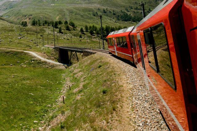 איך לשלב את רכבת ברנינה בטיול בצפון איטליה או שוויץ