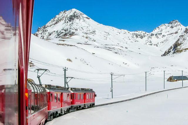 איך לשמור מקום טוב לצילום במהלך הנסיעה credit to getyourguide.com