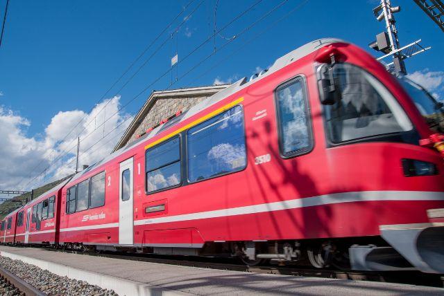 איך נראית תחנת סיום הרכבת בסנט מוריץ