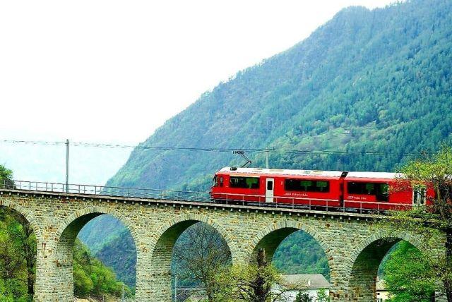 הנחות, מבצעים ופסים שכוללים את רכבת ברנינה (Swiss Travel Pass ועוד) credit to viator.com