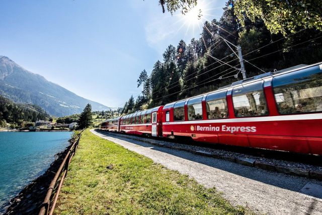 סיור פנורמי ברכבת ברנינה אקספרס (יציאה ממילאנו) credit to viator.com