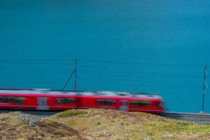 כמה רכבות ברנינה יוצאות ביום ואיך נקבעים לוחות הזמנים