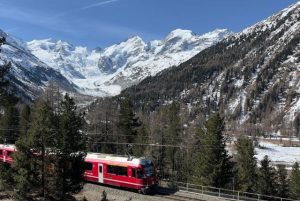 רכבת ברנינה האדומה - כל מה שצריך לדעת על המסע האלפיני היפה בעולם