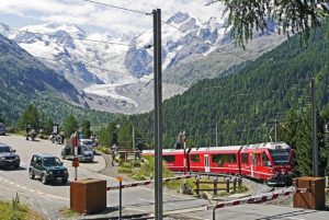 פיז ברנינה (Piz Bernina) שוויץ - איך מגיעים עם רכבת ברנינה ומה עושים שם