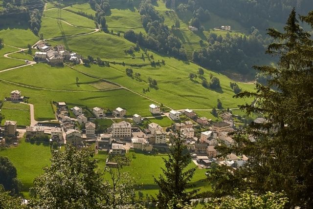 עמק פוסקיאבו - הגעה עם רכבת ברנינה אקספרס