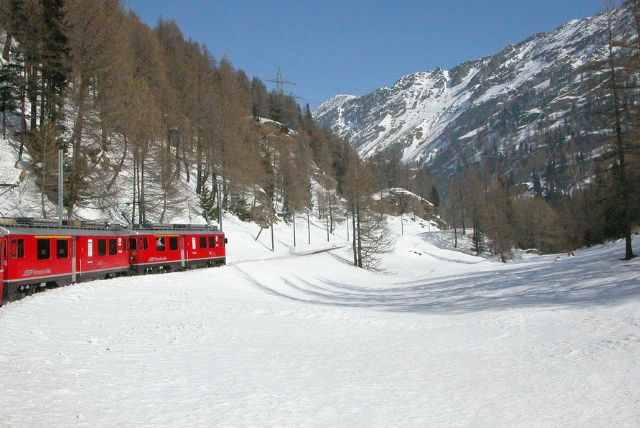 אילו נקודות עצירה הם חובה במסלול של ברנינה אקספרס?